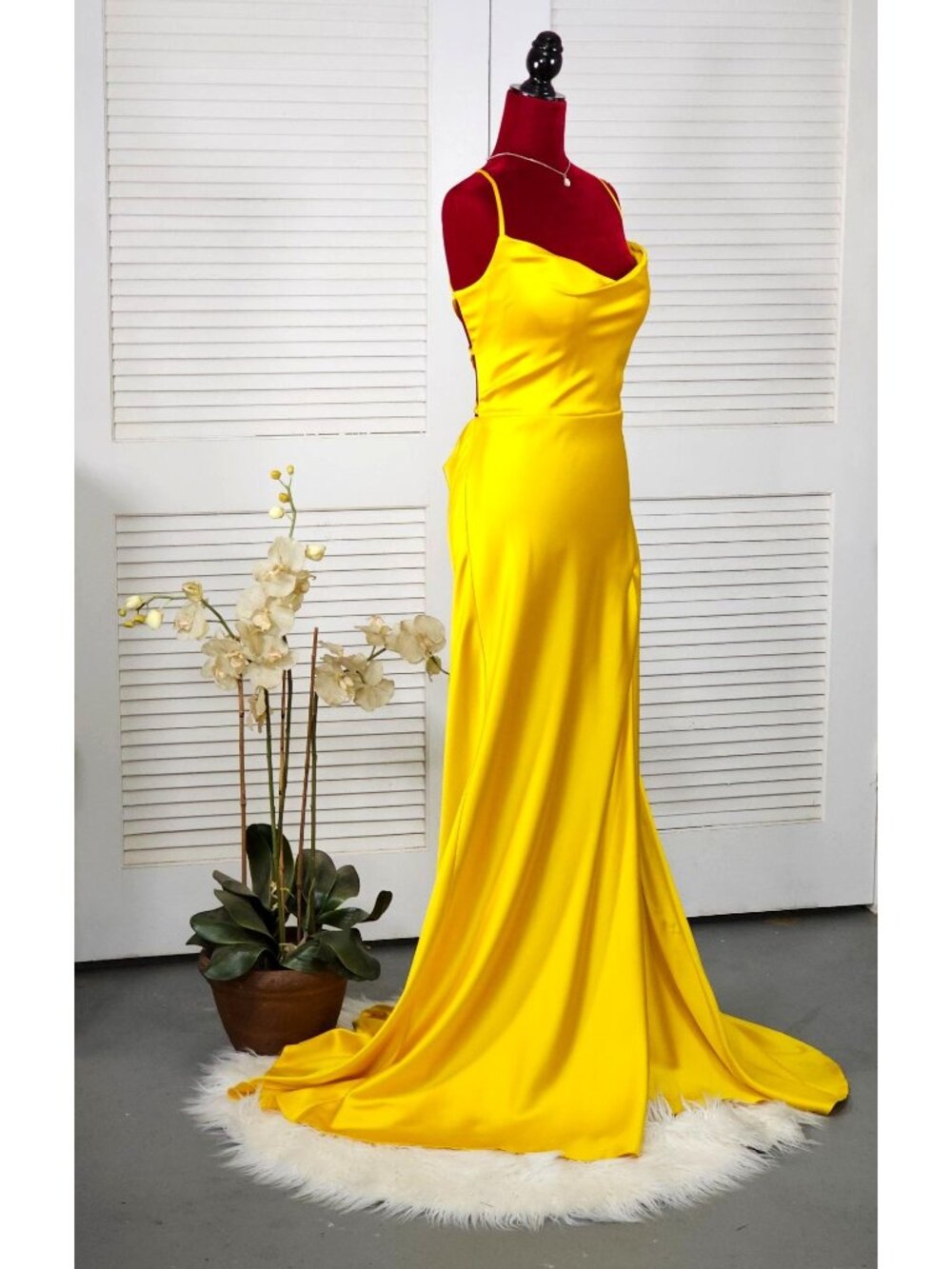 NWT Ellie Wilde Mon Cheri Sunflower Yellow Satin Long Prom Dress Size 16 1751 - Picture 3 of 16